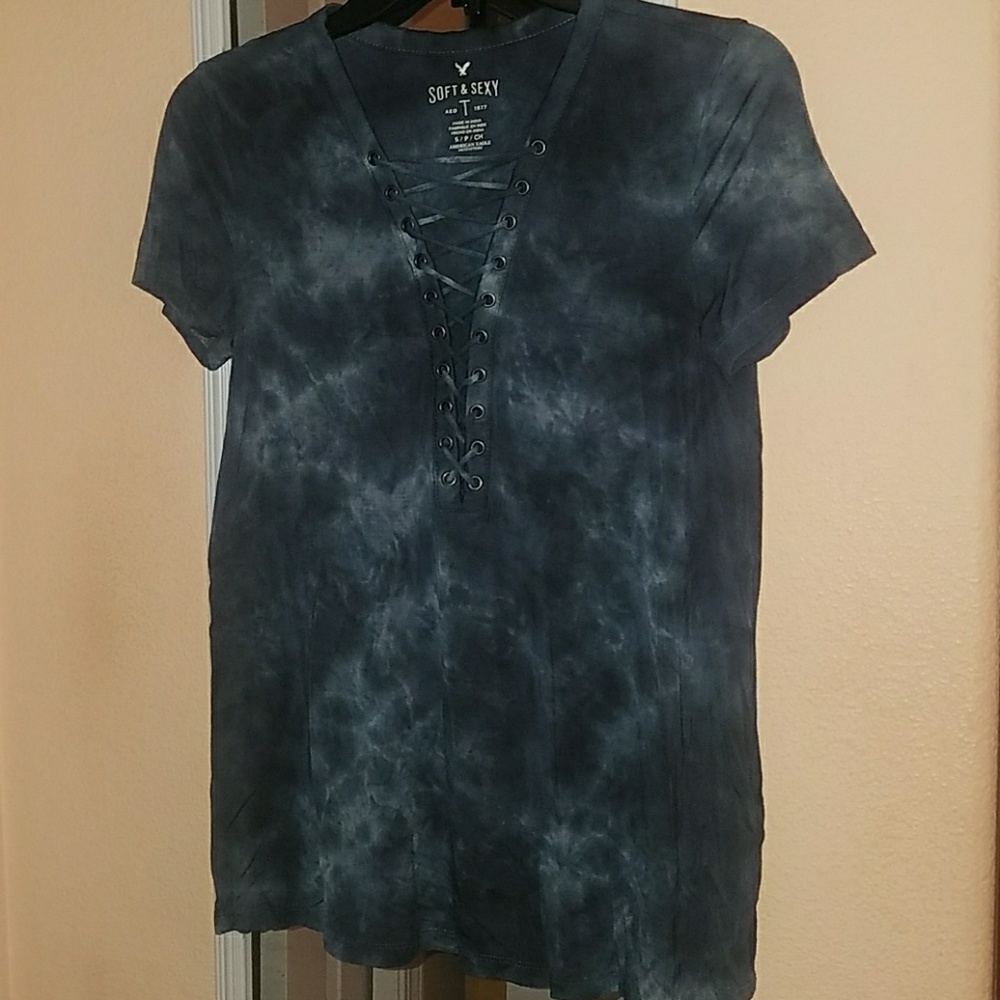 American Eagle tee